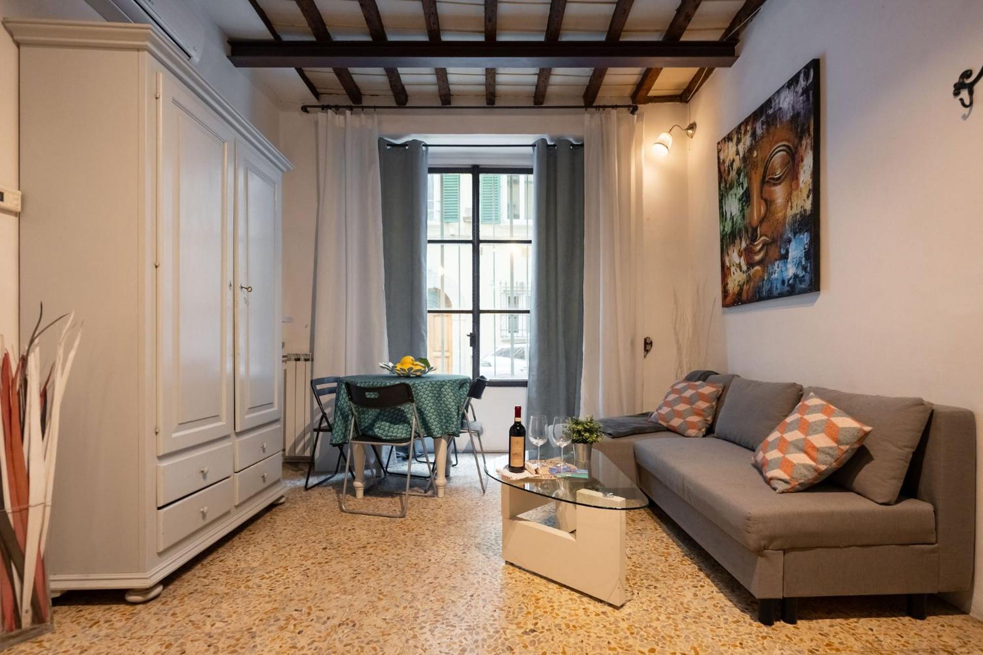 F1 - Santa Croce One Bedroom For Couples *
