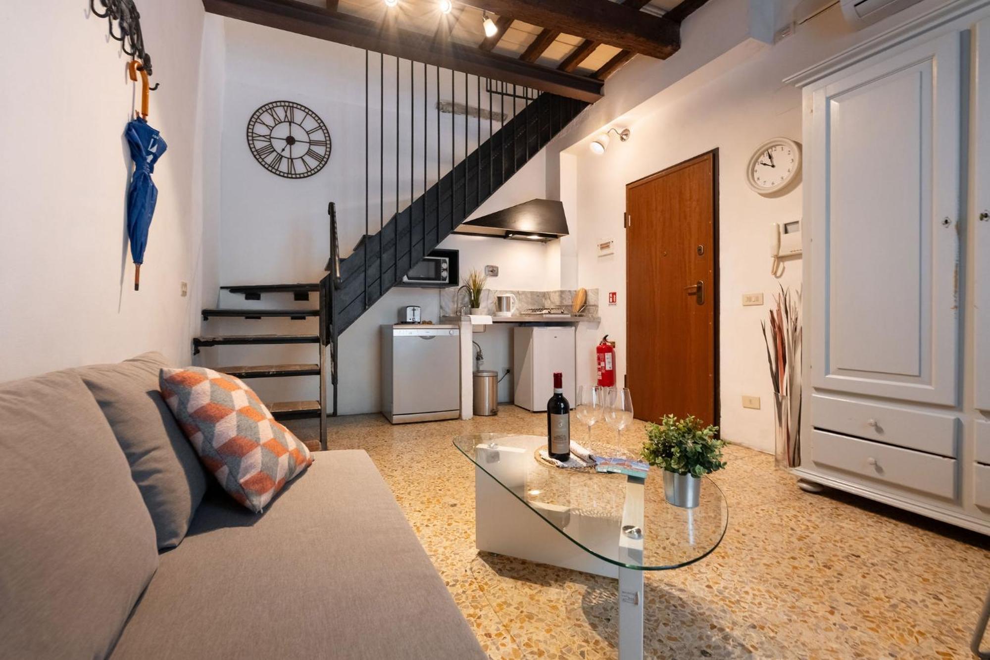 F1 - Santa Croce One Bedroom For Couples